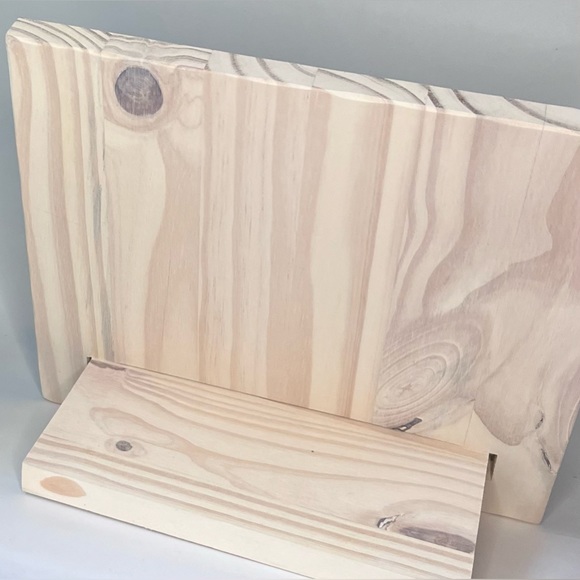 Adjustable Pine wood cookbook stand - Picture 2 of 4